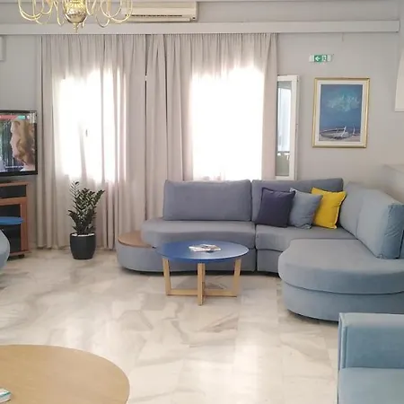 Albatros Hotel Fira (Santorini)